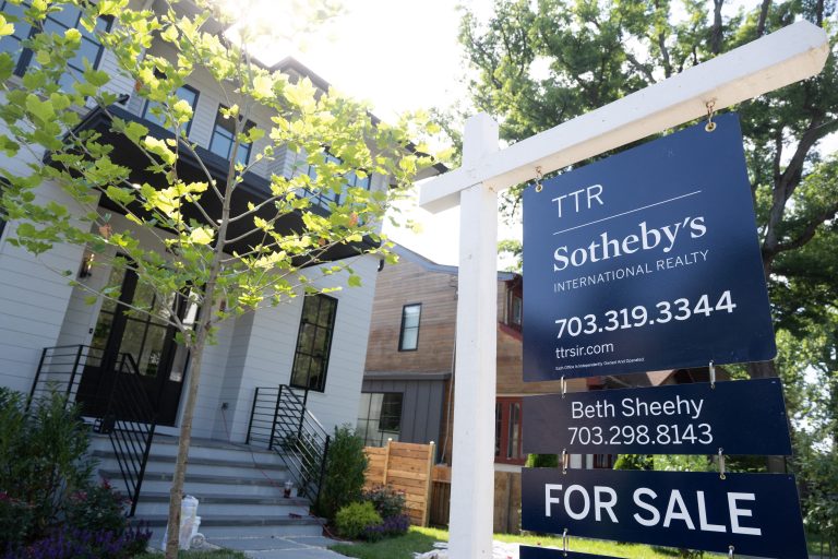 Sluggish Home-Buyer Market Not Budging Until It Sees More Fed Action